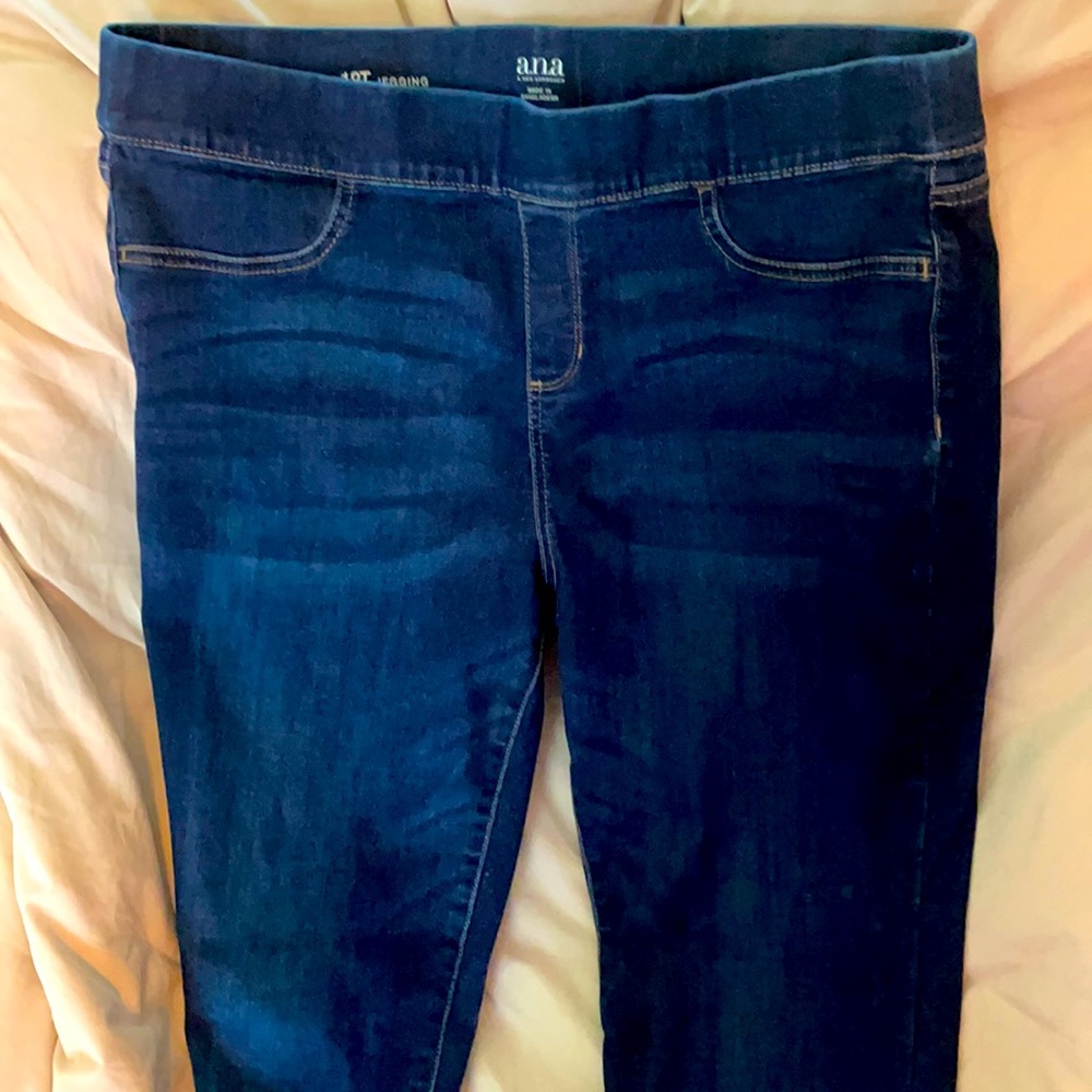 Size 18T a.n.a dark jeggings